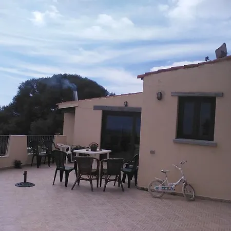 Agriturismo Canu Alojamento de Acomodação e Pequeno-almoço *