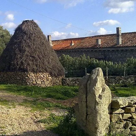 Agriturismo Canu Alojamento de Acomodação e Pequeno-almoço Luogosanto