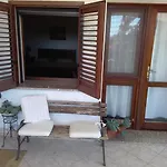ベッド・アンド・ブレックファスト Agriturismo Canu ルオゴサント