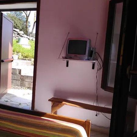 ベッド・アンド・ブレックファスト Agriturismo Canu