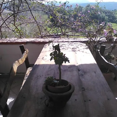 Agriturismo Canu Couette-café *