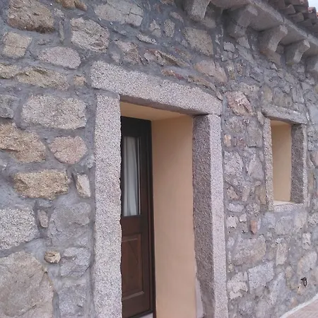 Agriturismo Canu ルオゴサント